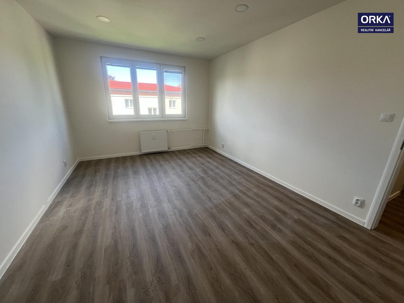Pronájem bytu 2+1 53 m² — photo 2