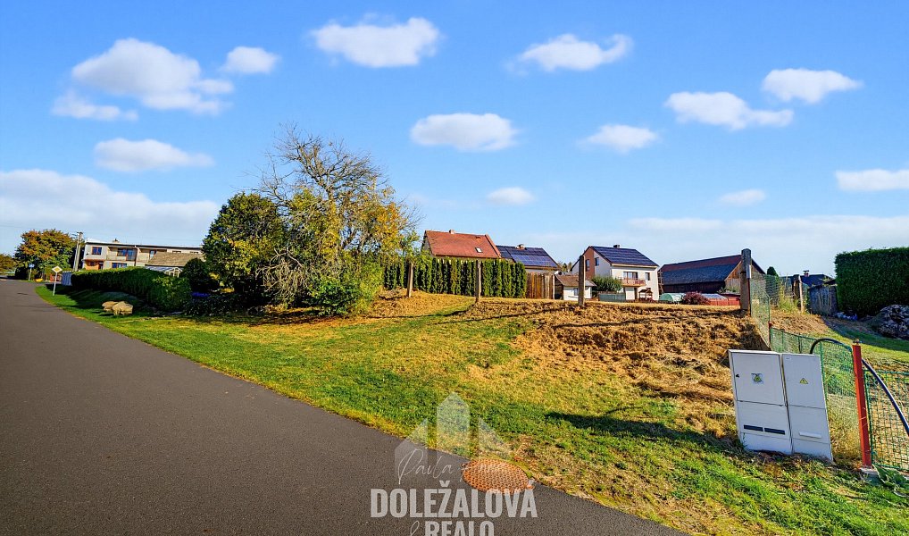 Prodej stavebního pozemku 773 m², Kozlov – náhled fotky 6