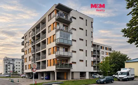 Pronájem bytu 2+kk 58 m², Jana Hrubého, Pardubice - Trnová