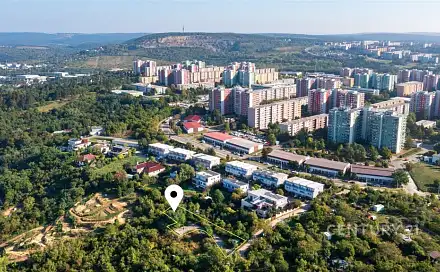 Prodej stavebního pozemku 2 004 m², Révová, Brno