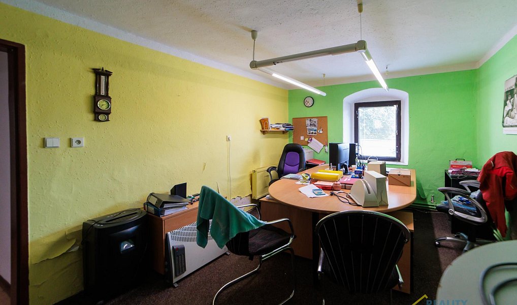 Prodej výrobních prostor 4 752 m², Králíky – náhled fotky 32