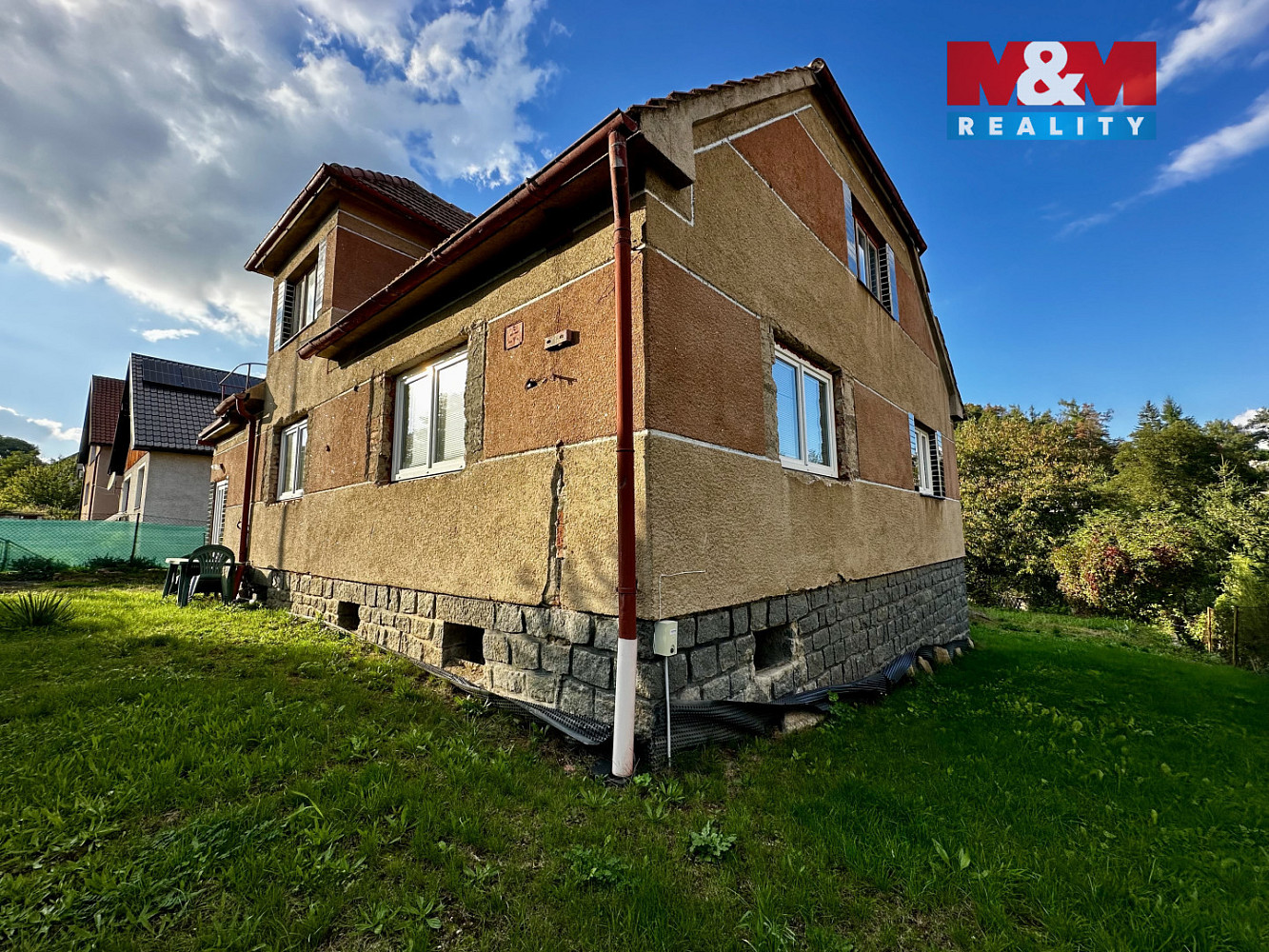 Prodej domu 194 m² s pozemkem 1 000 m² – fotografie 2