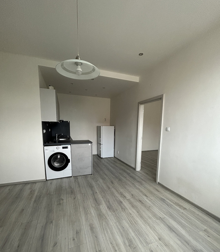 Pronájem bytu 2+kk 47 m² – fotografie 5