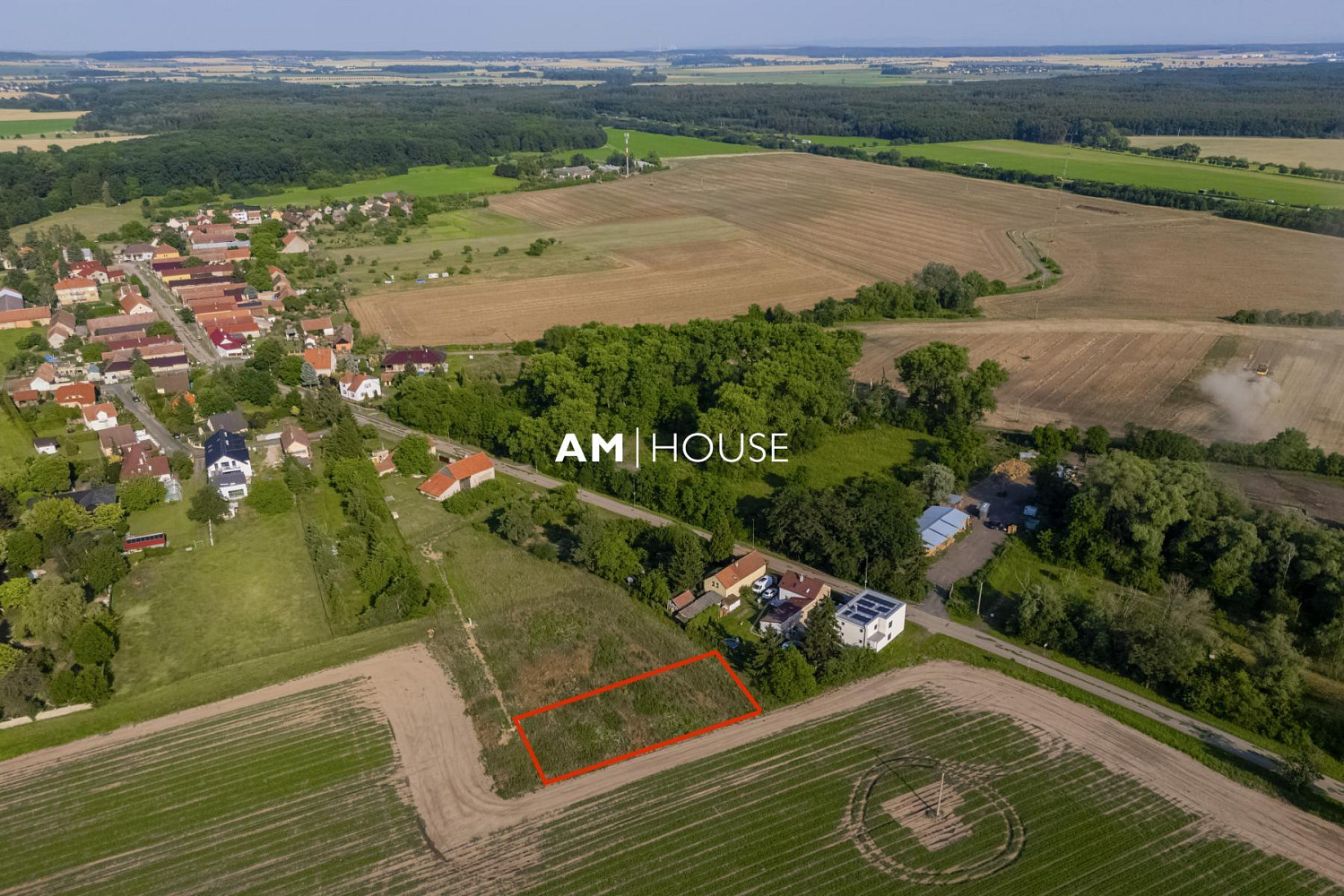 Prodej stavebního pozemku 1 144 m²