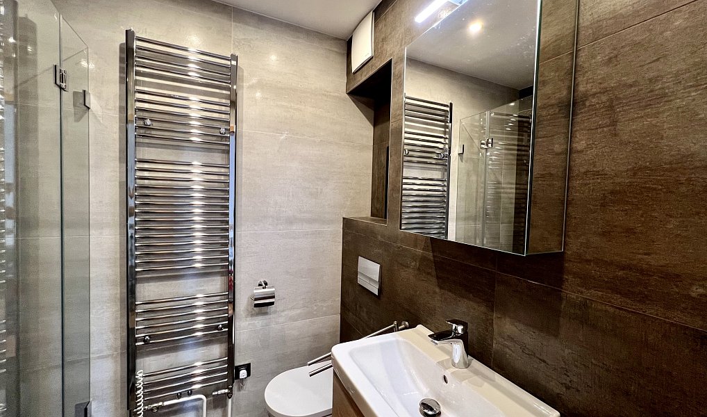 Prodej bytu 6+kk 167 m², Praha – náhled fotky 21