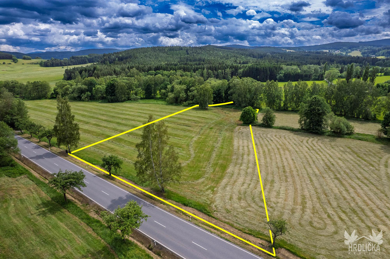 Prodej komerčního pozemku 9 518 m²
