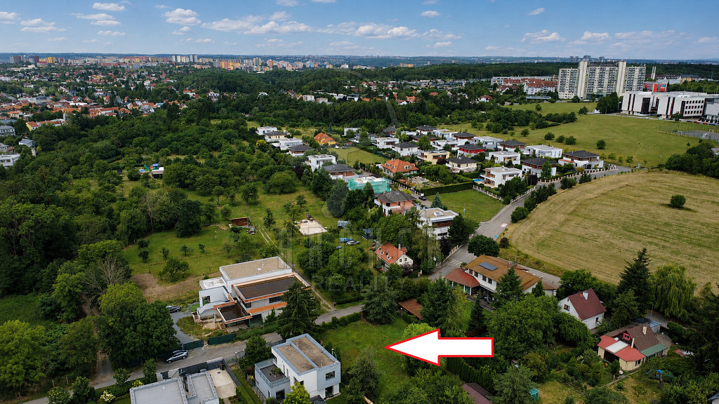 Prodej stavebního pozemku 990 m² – fotografie 5