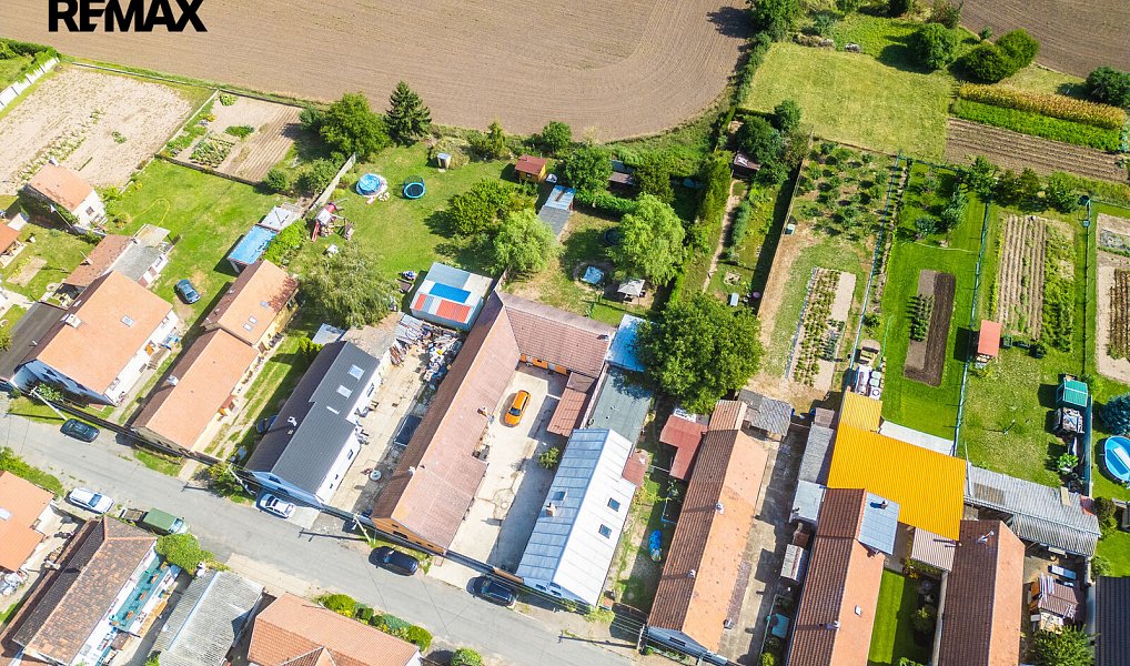 Prodej domu 222 m² s pozemkem 1 257 m², Kly – náhled fotky 14