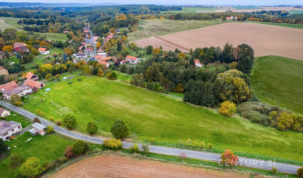 Prodej stavebního pozemku 5 247 m², Církvice – náhled fotky 10
