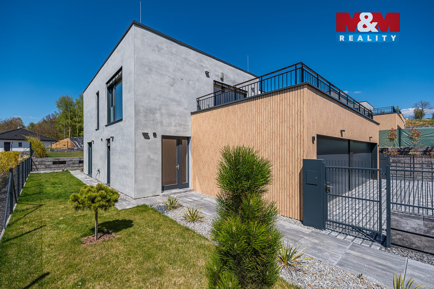 Prodej domu 201 m² s pozemkem 940 m² – fotografie 3