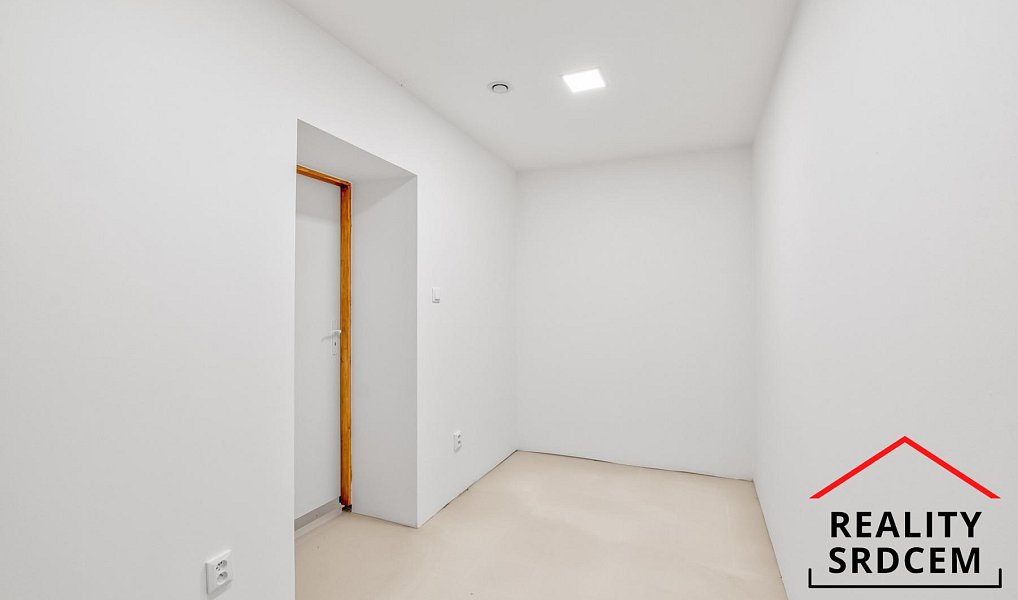 Pronájem kanceláře 167 m², Ostrava – náhled fotky 10