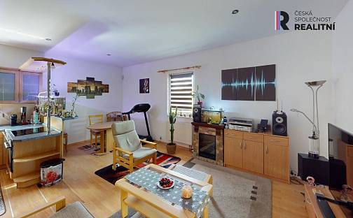 Prodej domu 108 m² s pozemkem 116 m², M. Rovenské, Karlovy Vary - Stará Role