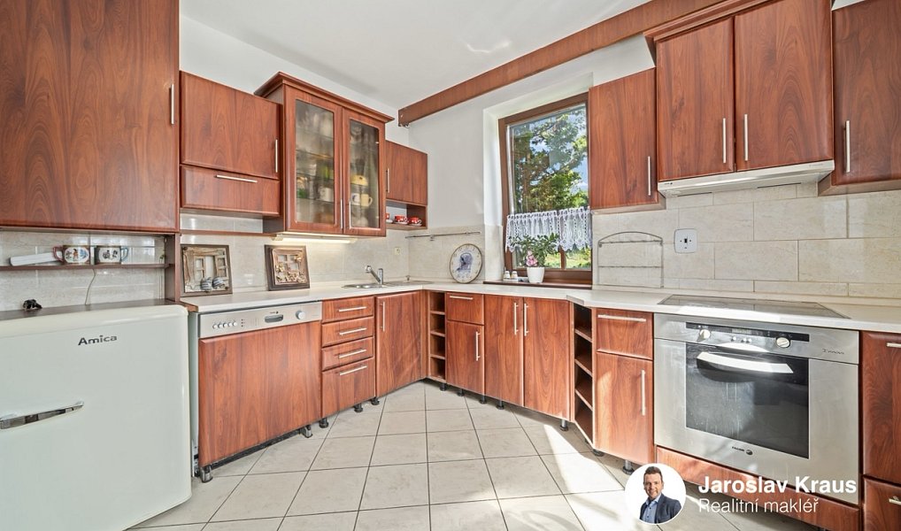 Prodej obchodních prostor 286 m², Jičín – náhled fotky 14