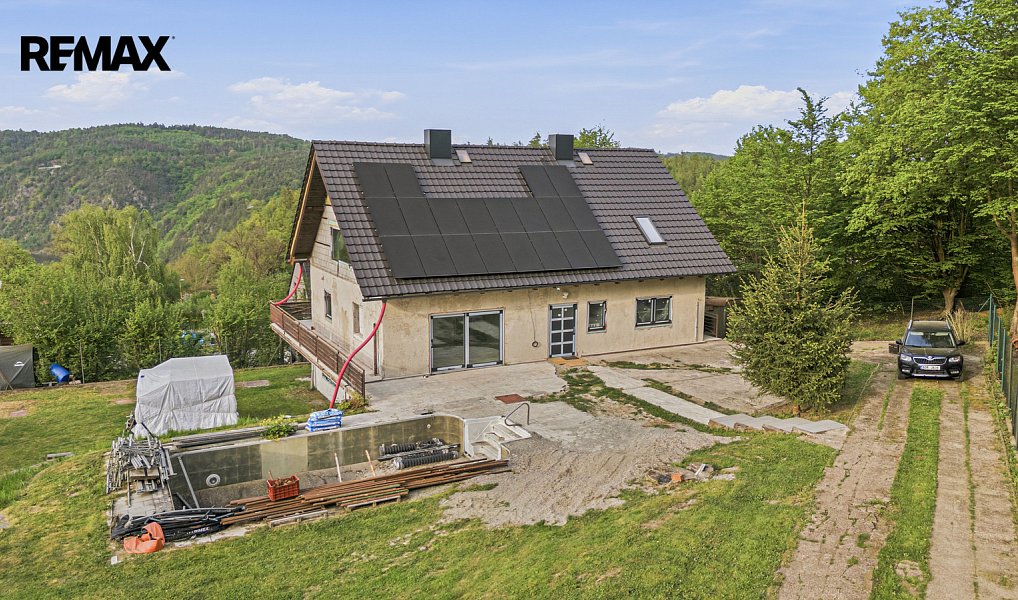 Prodej domu 385 m² s pozemkem 1 449 m², Rabyně – náhled fotky 2