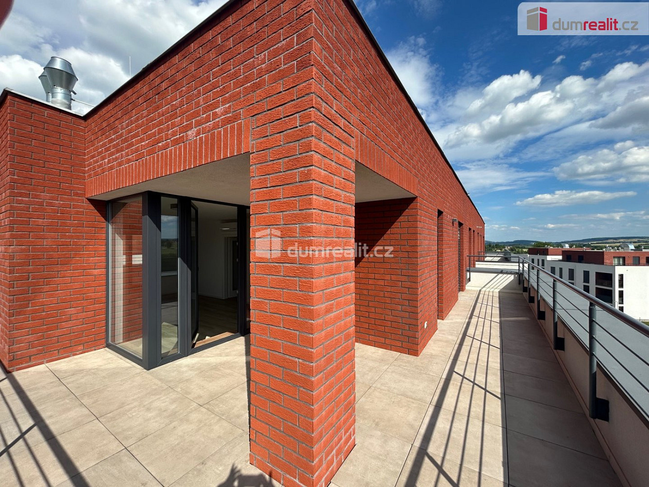 Pronájem bytu 3+kk 90 m²
