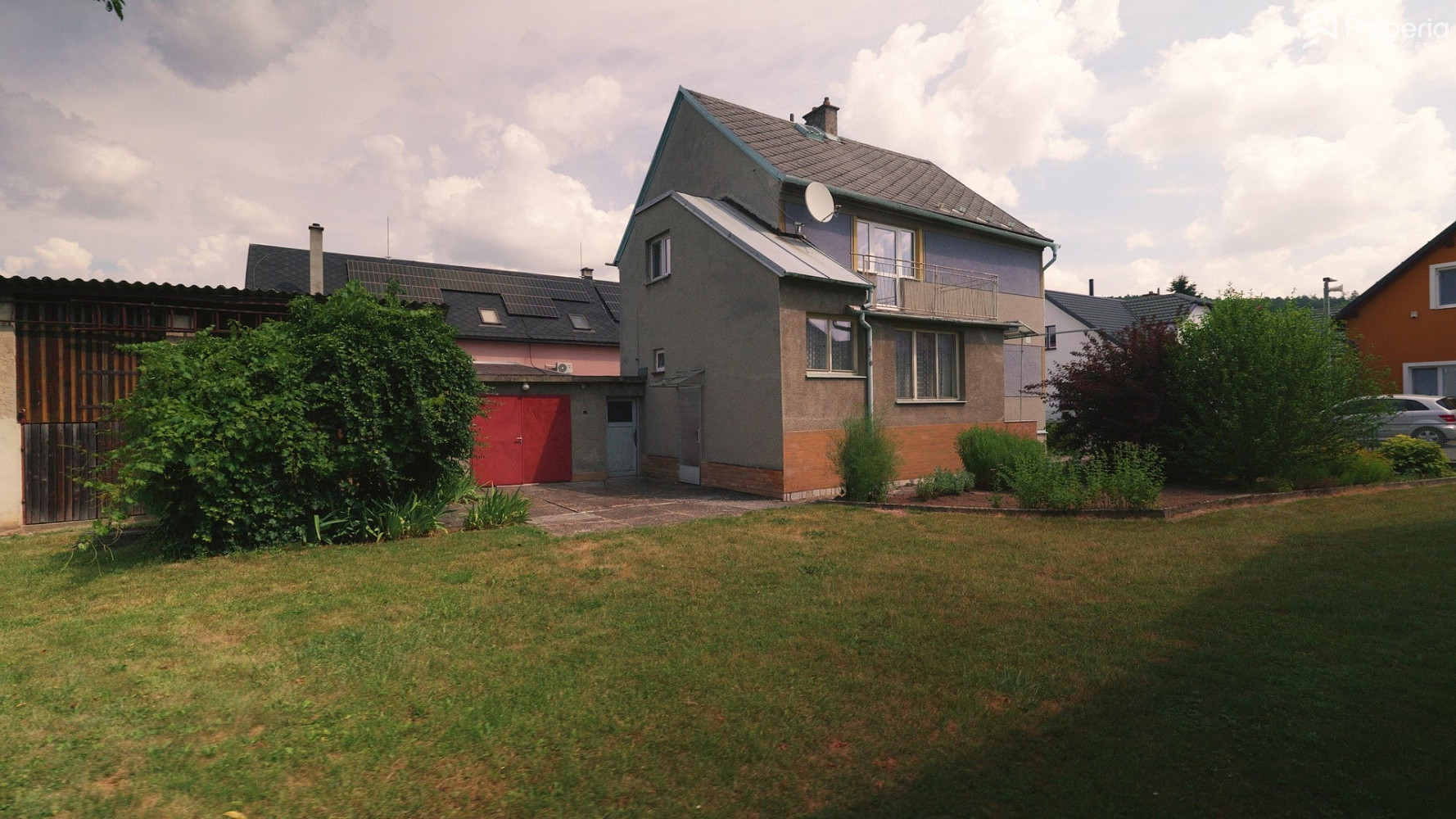 Prodej domu 180 m² s pozemkem 1 222 m² — photo 2