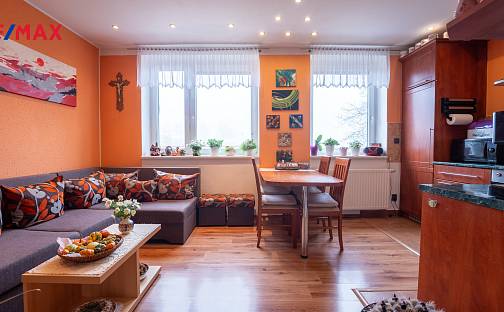 Prodej bytu 2+1 60 m², Křepice, okres Břeclav