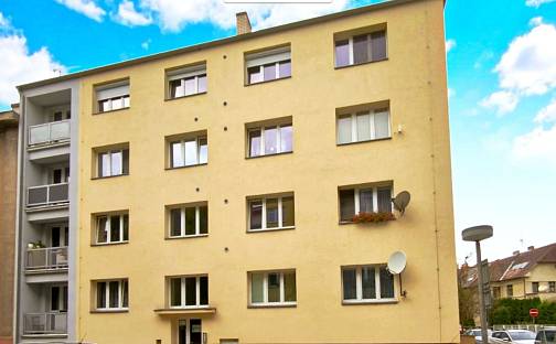 Prodej bytu 2+1 61 m², Studentská, Poděbrady - Poděbrady II, okres Nymburk