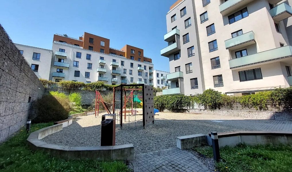 Pronájem bytu 3+kk 74 m², Ostrava – náhled fotky 15