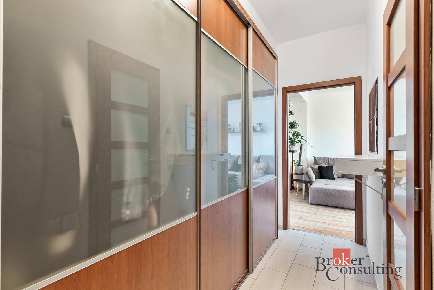 Prodej bytu 2+1 54 m² — photo 3