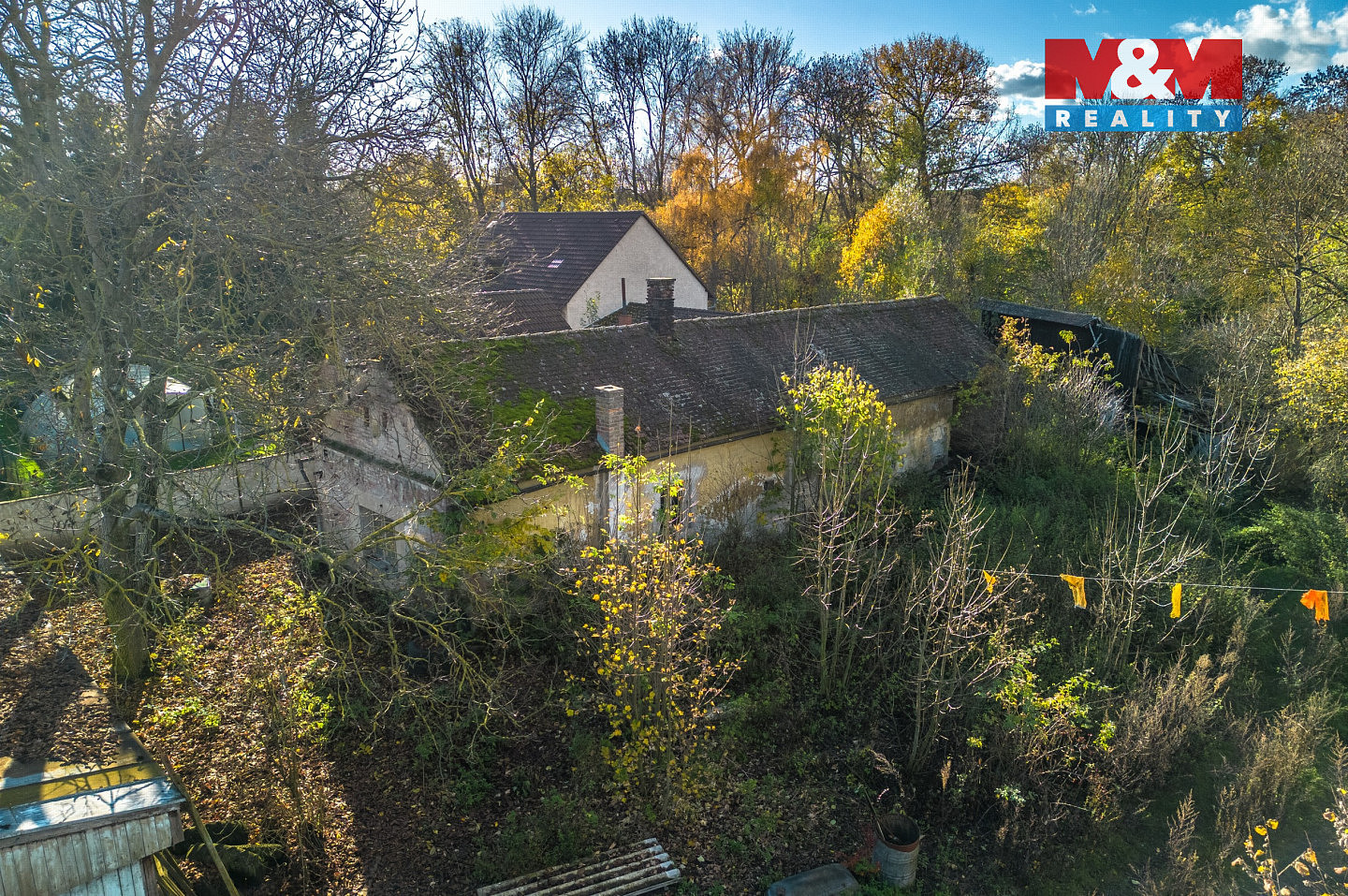 Prodej domu 100 m² s pozemkem 12 305 m² – fotografie 2