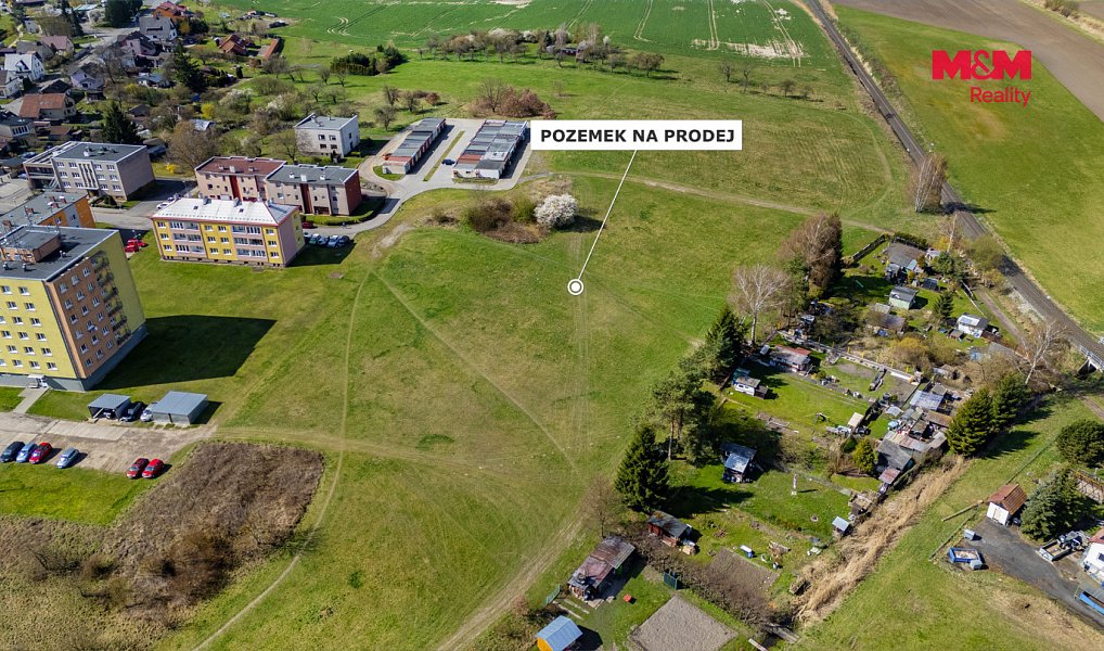 Prodej stavebního pozemku 4 475 m², Dolní Bousov – náhled fotky 4