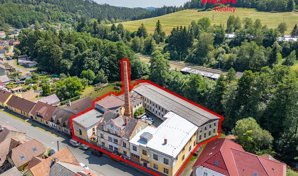 Prodej komerčního prostoru, 2640 m², Klatovy, Kolinec
