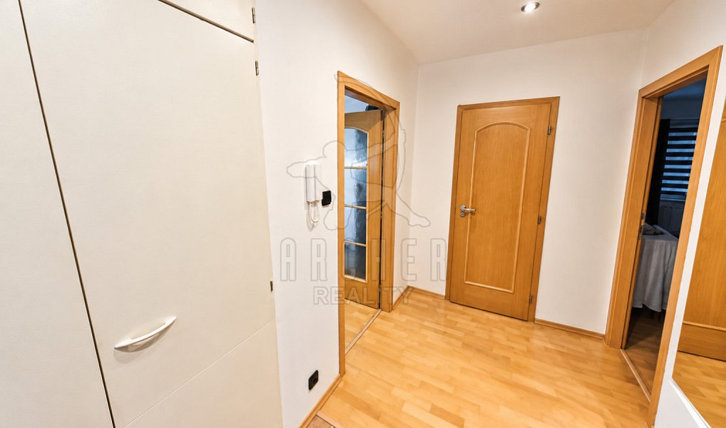 Prodej bytu 2+1 53 m², Praha – náhled fotky 14