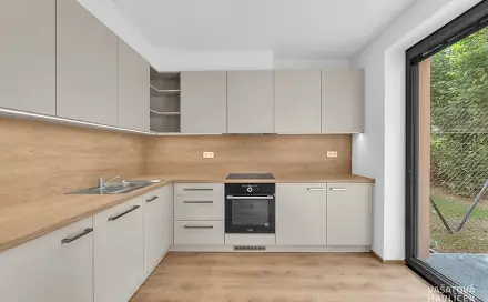 Pronájem bytu 3+1 188 m², Pražská třída, Hradec Králové - Kukleny