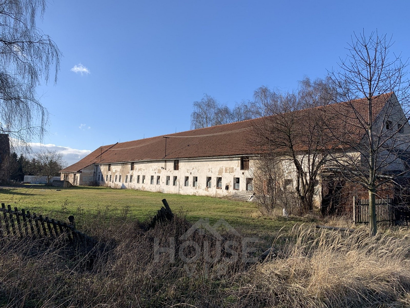 Prodej stavebního pozemku 1 691 m²