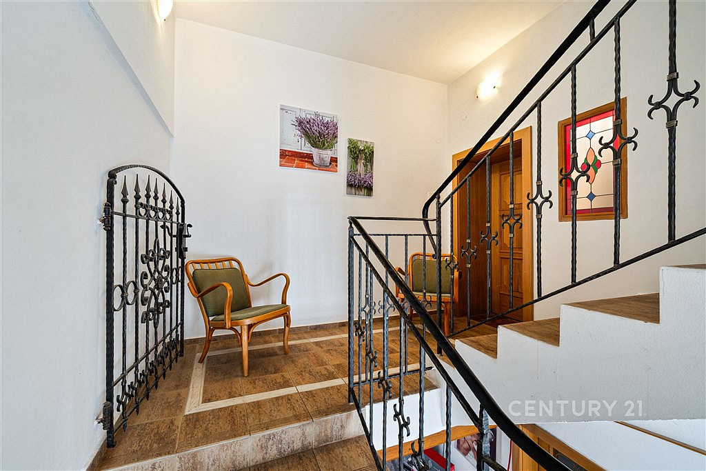 Prodej obchodních prostor 330 m² – pohled 5