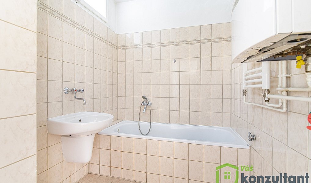 Prodej nájemního domu, činžáku 450 m², Ostrava – náhled fotky 19