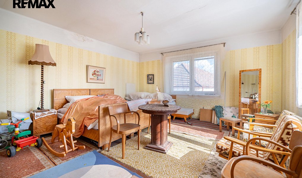 Prodej domu 240 m² s pozemkem 355 m², Bezno – náhled fotky 5