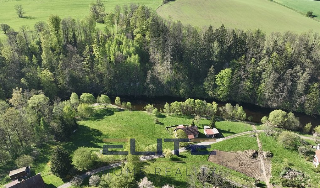 Prodej domu 178 m² s pozemkem 1 433 m², Háje nad Jizerou – náhled fotky 17