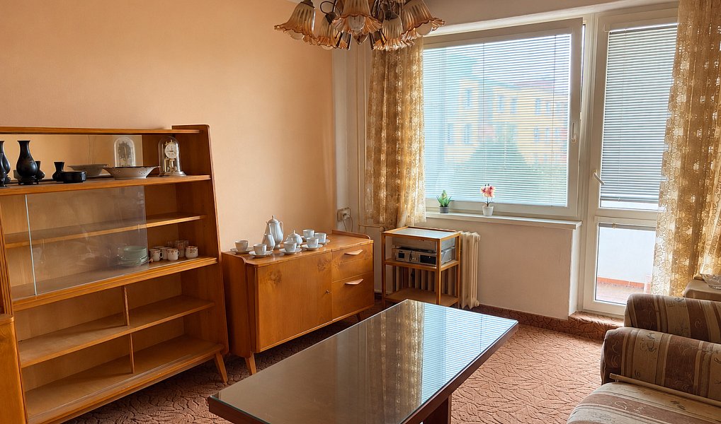 Prodej bytu 3+1 79 m², Karlovy Vary – náhled fotky 2