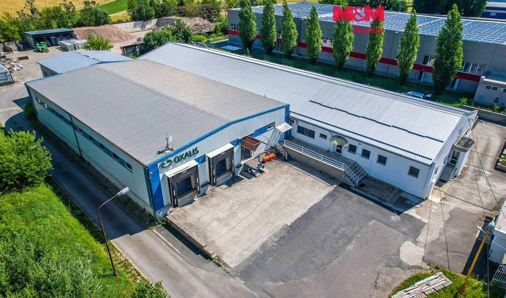 Prodej skladovacích prostor 2 469 m², Tečovice – fotka 1 z 22