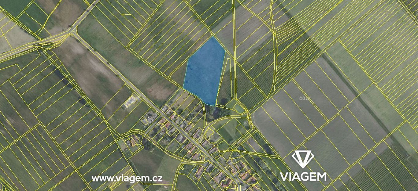 Pole 16 160 m², Podíl 50 % o výměře 8 080 m²
