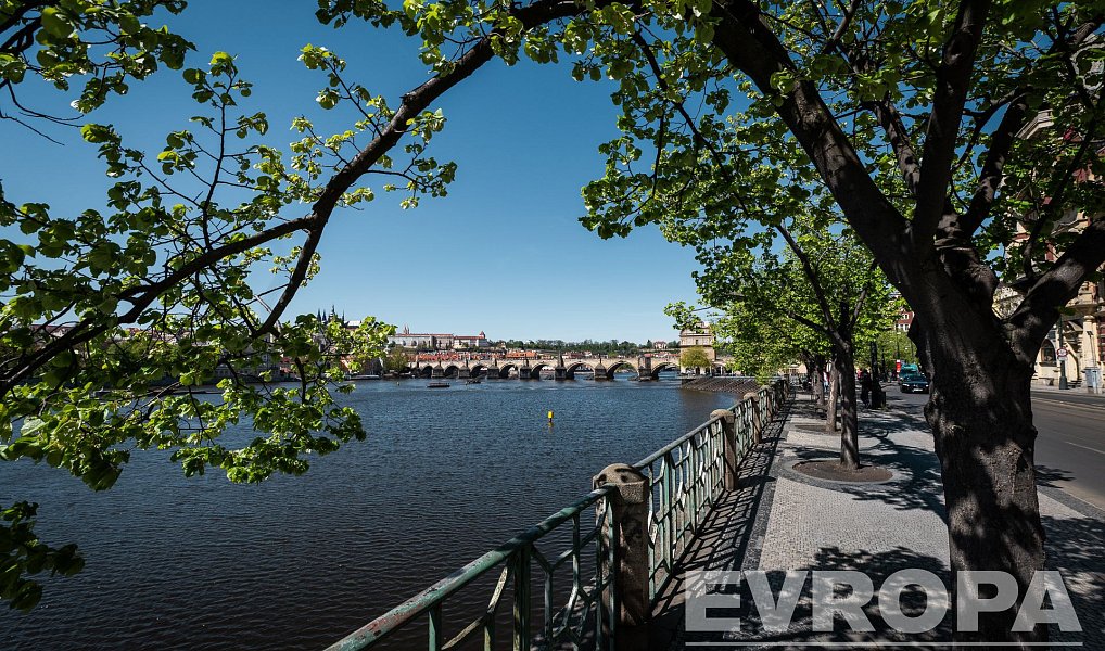 Prodej bytu 2+kk 77 m², Praha – náhled fotky 8