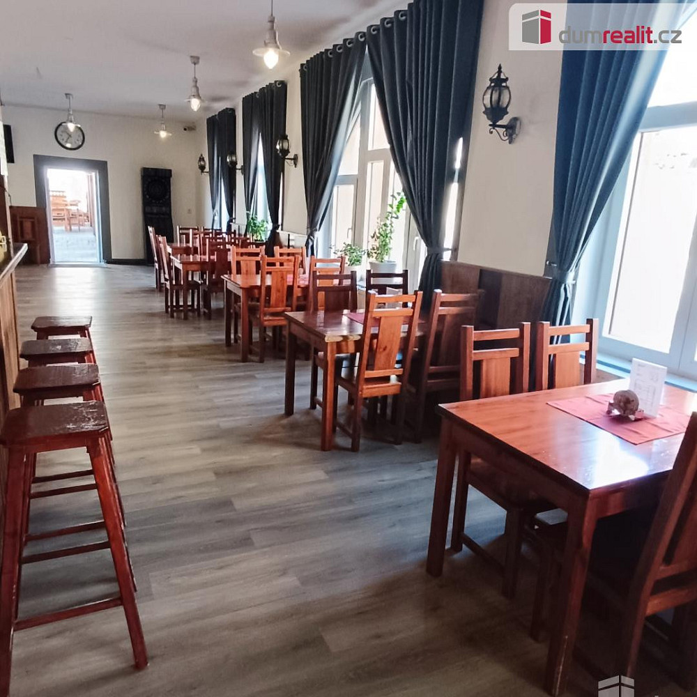 Pronájem restaurace 260 m²