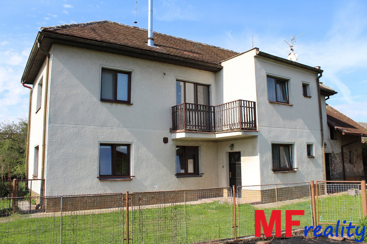 Prodej domu 159 m² s pozemkem 1 761 m² – fotografie 2