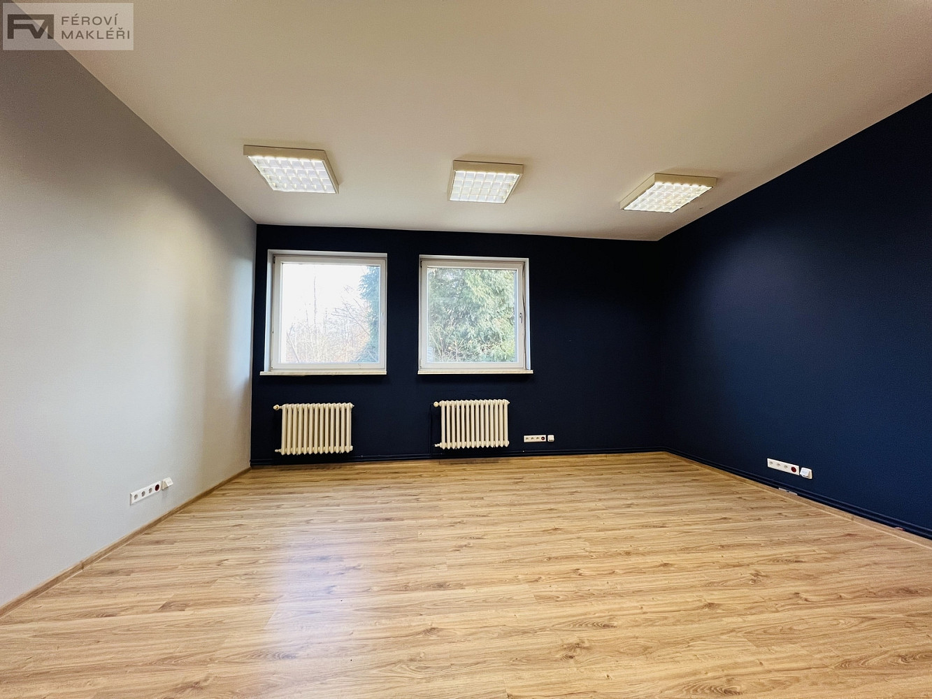 Pronájem kanceláře 1 053 m²