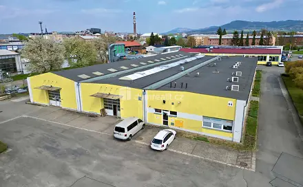 Pronájem výrobních prostor 1 663 m², Tovární, Holešov, okres Kroměříž
