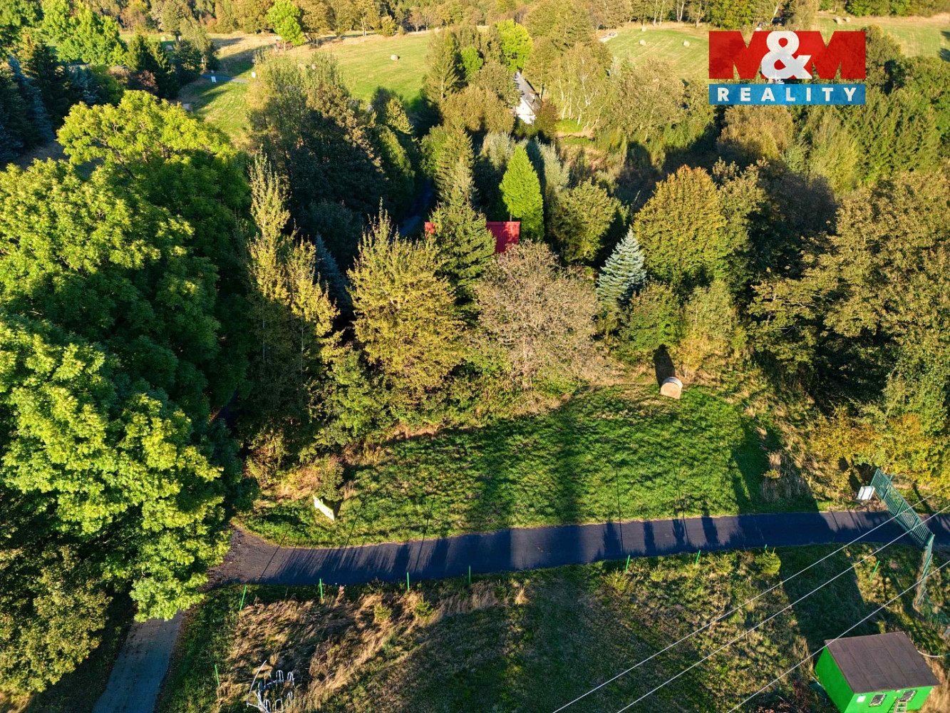Prodej stavebního pozemku 1 645 m² – fotografie 2
