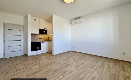 Pronájem bytu 1+kk 33 m², Nerudova, Hrušovany nad Jevišovkou, okres Znojmo