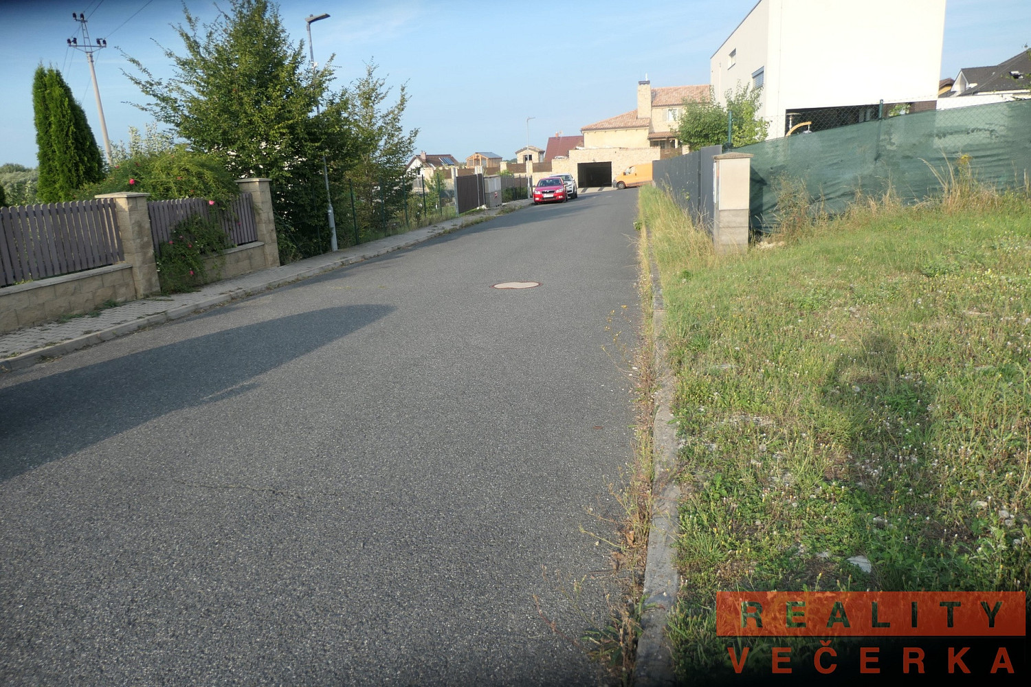 Prodej stavebního pozemku 898 m² – fotografie 4