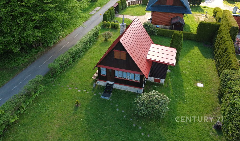 Chata 50 m2 s pozemkem 605 m2 v Rožnově pod Radhoštěm pěšky do centra, u sportovního areálu, Rožnov pod Radhoštěm – náhled fotky 22