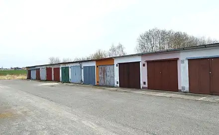 Pronájem zrekonstruované garáže, 18 m2, Soběslav, Slovenská, Soběslav - Soběslav III, okres Tábor