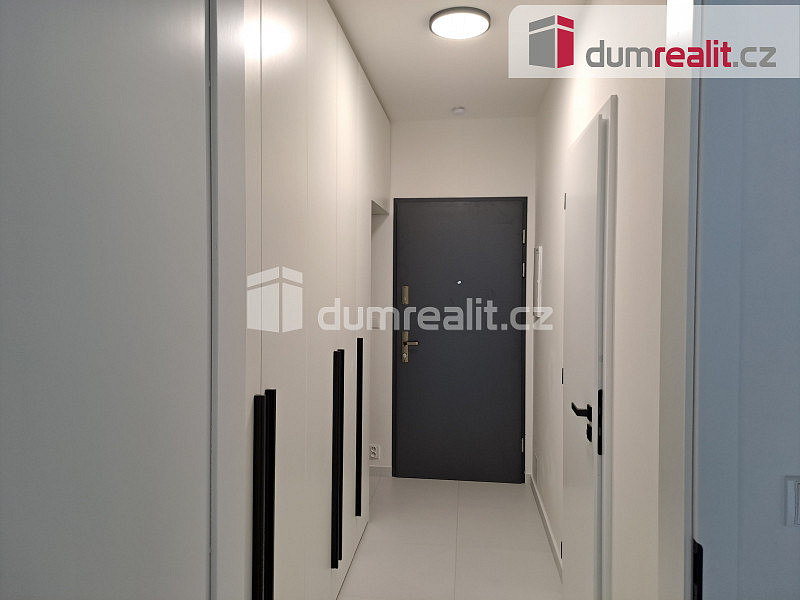 Pronájem bytu 1+kk 35 m² — photo 5