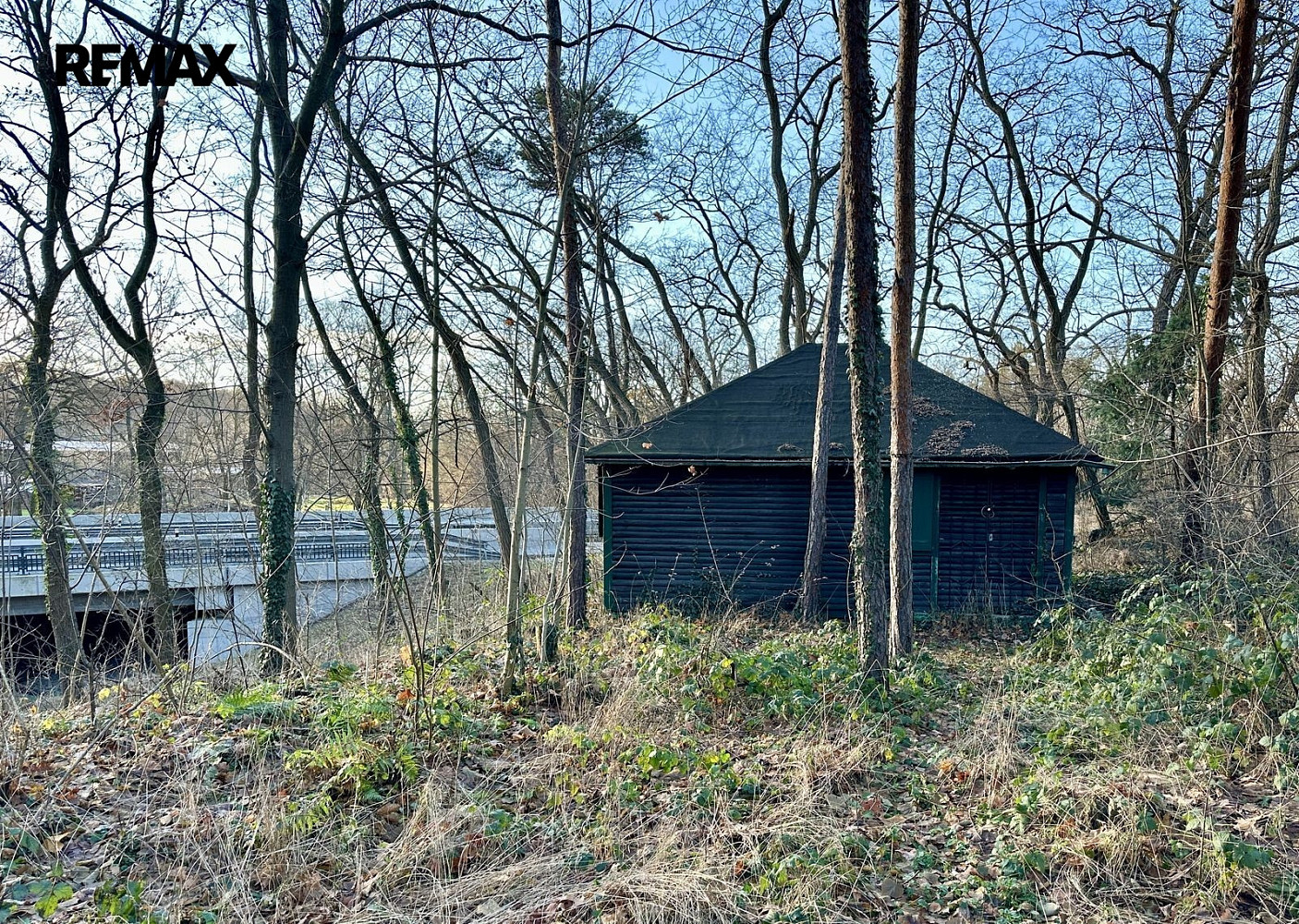 Prodej stavebního pozemku 1 982 m² – fotografie 5