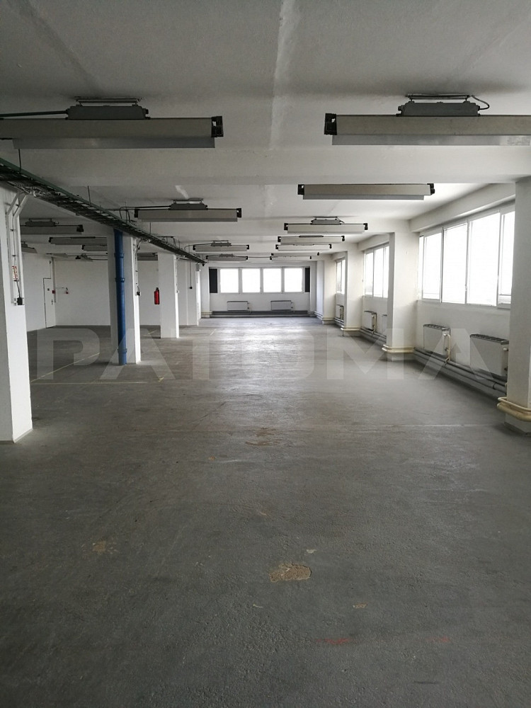 Pronájem skladovacích prostor 456 m² – fotografie 2